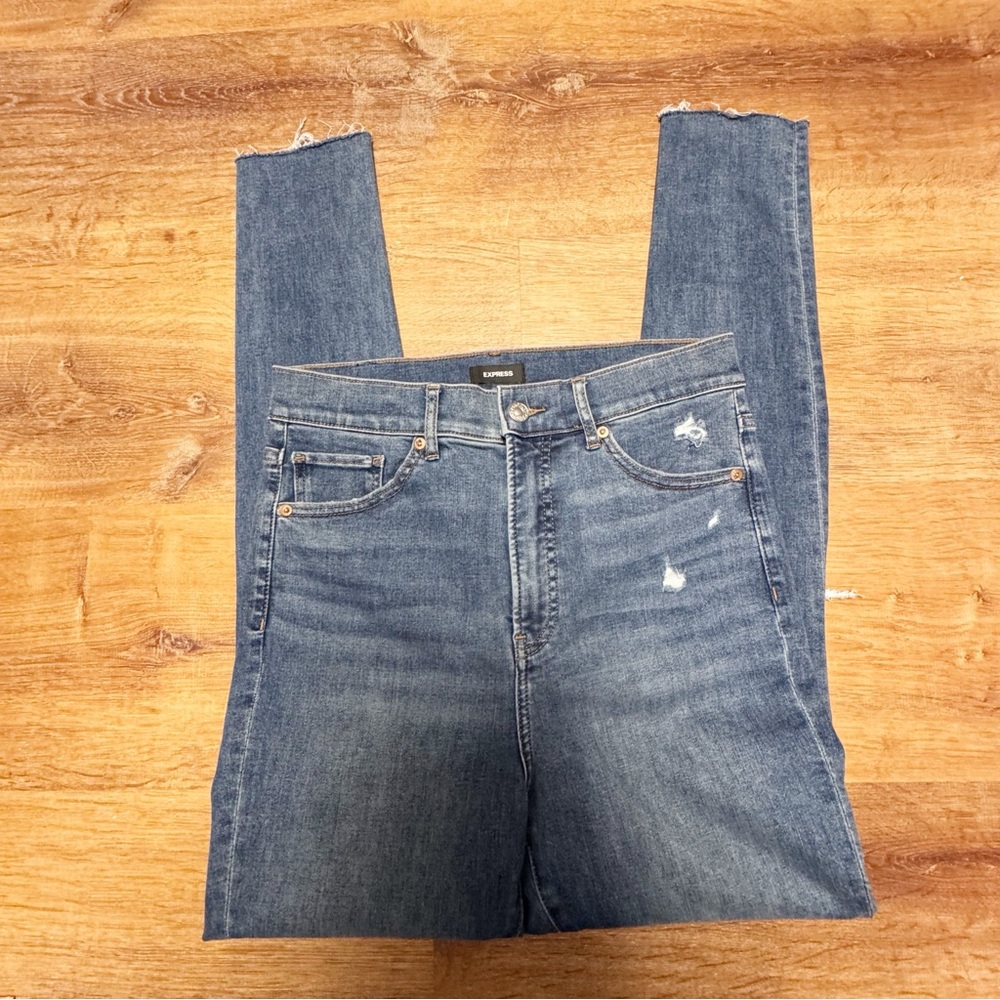 Express Blue High Rise Distressed Jeans Womans 8 Long - Picture 2 of 7
